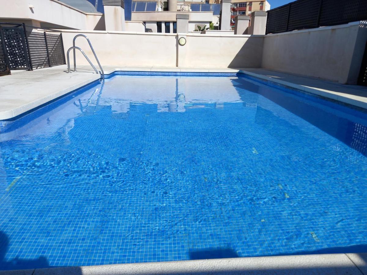 Apartamento Eursu Centro Con Piscina Малага Екстер'єр фото