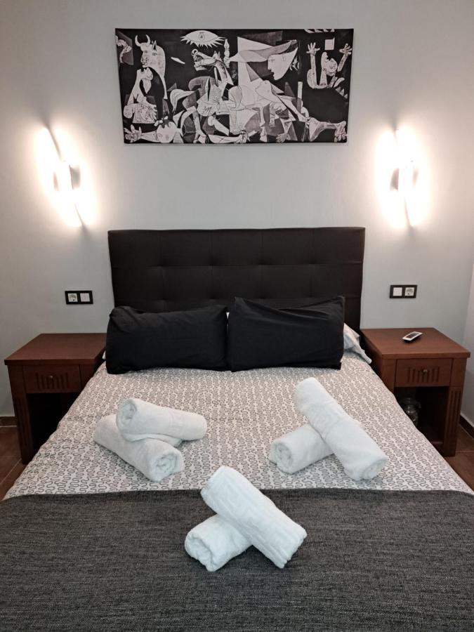Apartamento Eursu Centro Con Piscina Малага Екстер'єр фото
