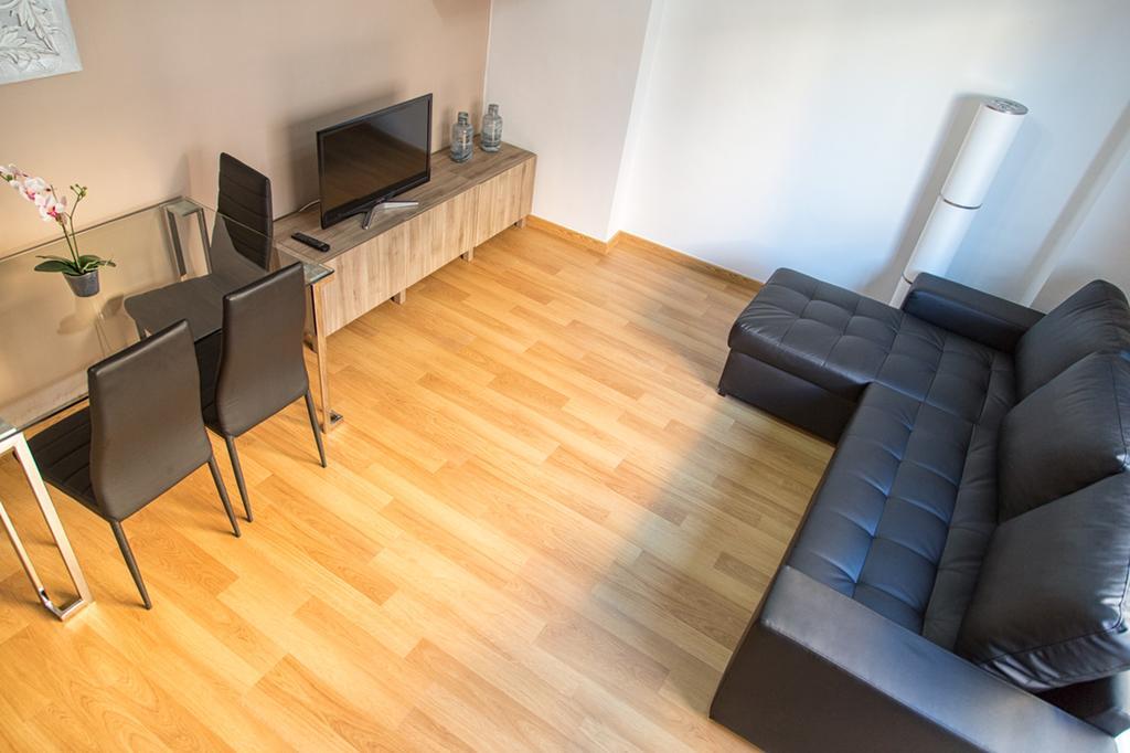Apartamento Eursu Centro Con Piscina Малага Екстер'єр фото