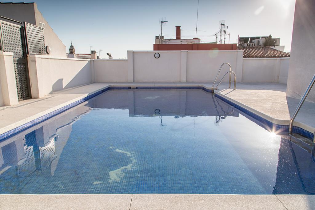 Apartamento Eursu Centro Con Piscina Малага Екстер'єр фото